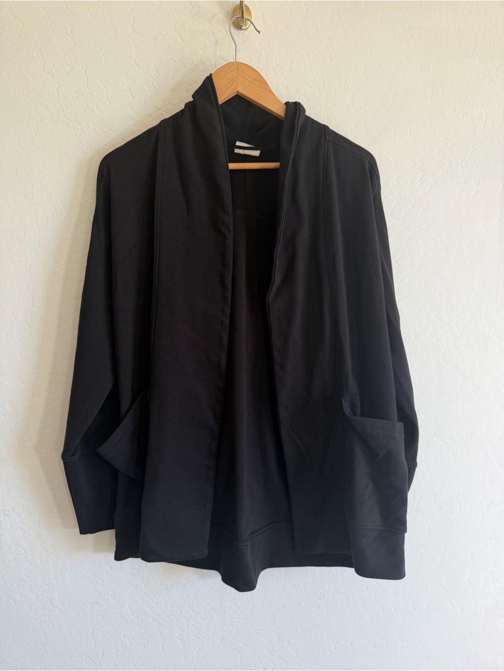 Pact Organic Cotton Airplane Wrap Cardigan Black Size Medium